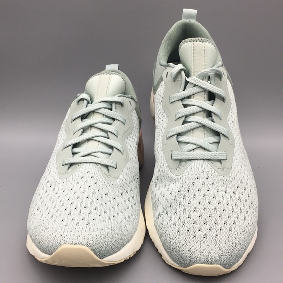 NIKE WMNS ODYSSEY REACT - Picture 4 of 8